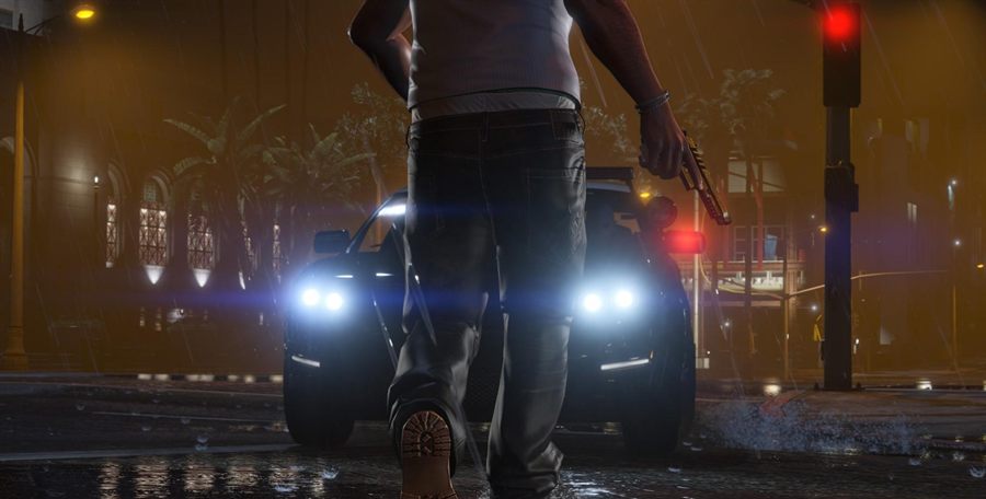 Regennasse Straße in Los Santos bei Nacht