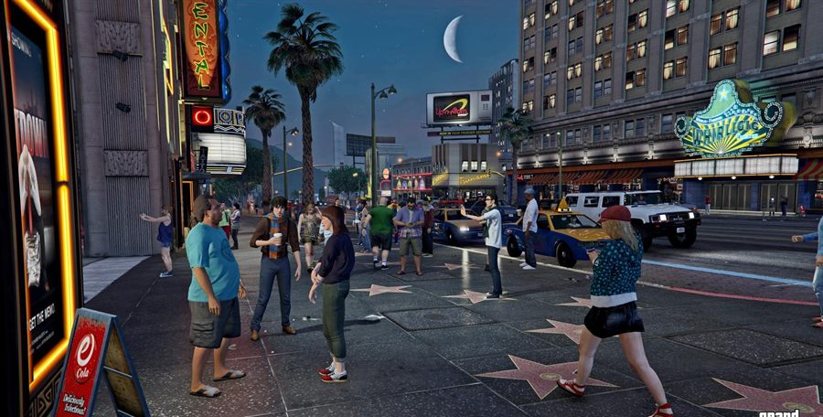 Belebter Boulevard in Vinewood bei Nacht